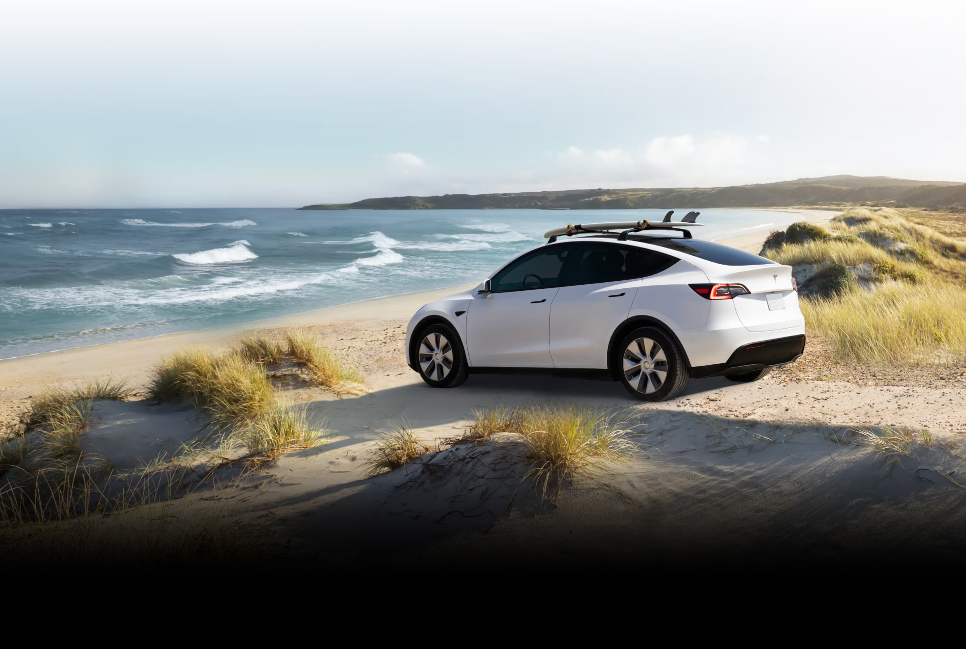 tesla_model_y_beach-1